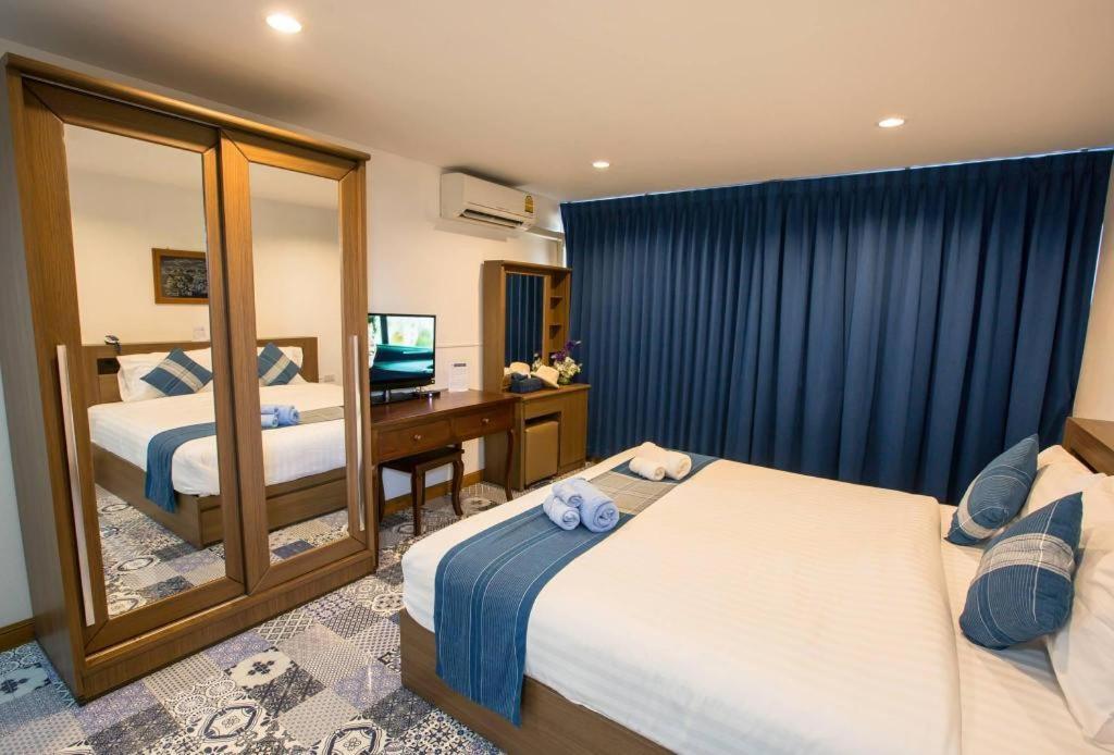 Hotel The Indigo House Phrae Exterior foto
