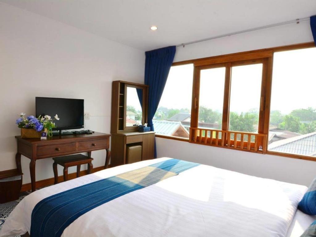 Hotel The Indigo House Phrae Exterior foto