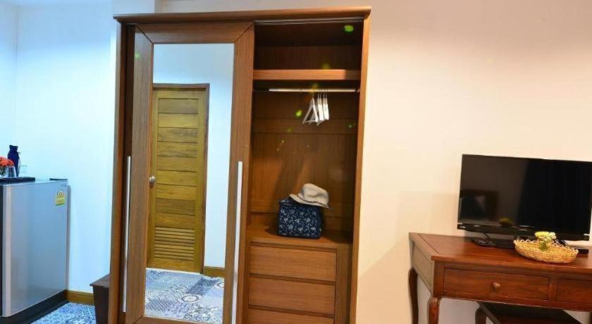 Hotel The Indigo House Phrae Exterior foto
