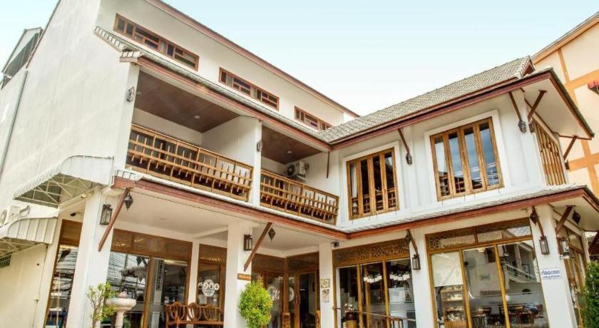 Hotel The Indigo House Phrae Exterior foto