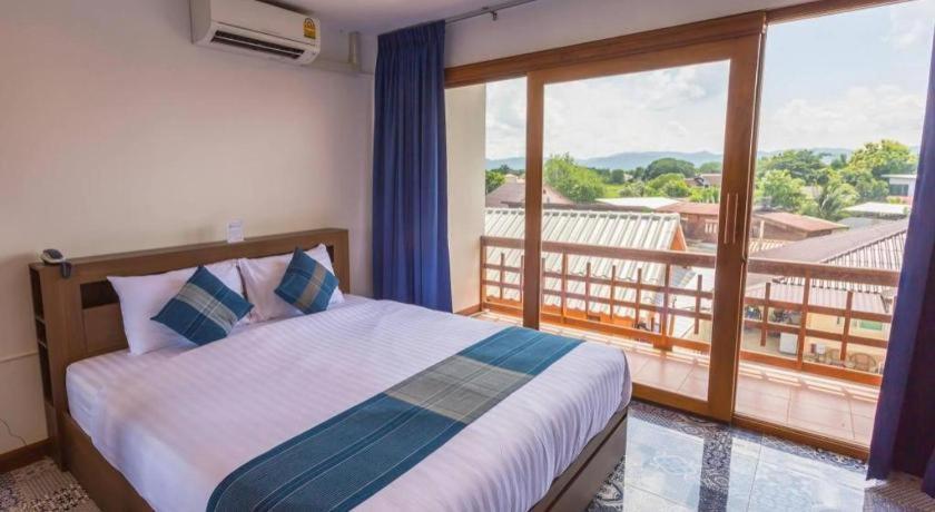 Hotel The Indigo House Phrae Exterior foto